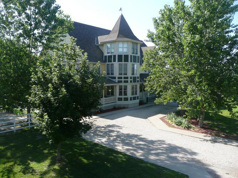 Victorian Veranda Country Inn Lawrence Buitenkant foto