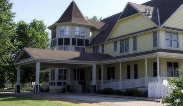 Victorian Veranda Country Inn Lawrence Buitenkant foto